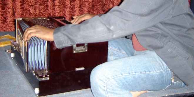 Harmonium (c) C Webber 2006